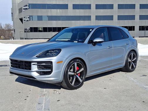 2026 Porsche Cayenne GTS