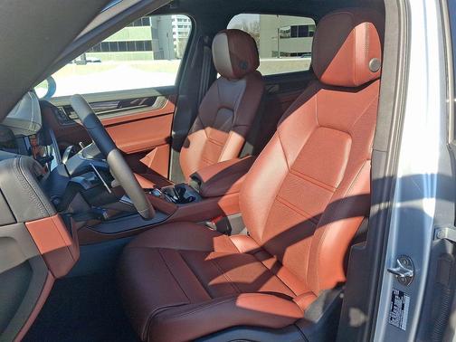 2026 Porsche Cayenne GTS