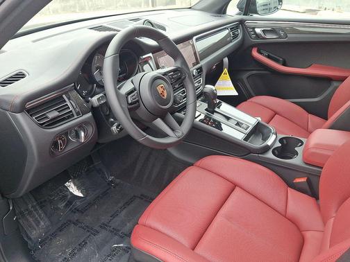 2026 Porsche Macan S