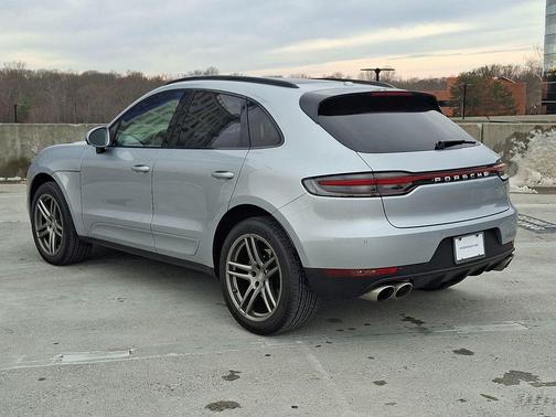 2020 Porsche Macan S
