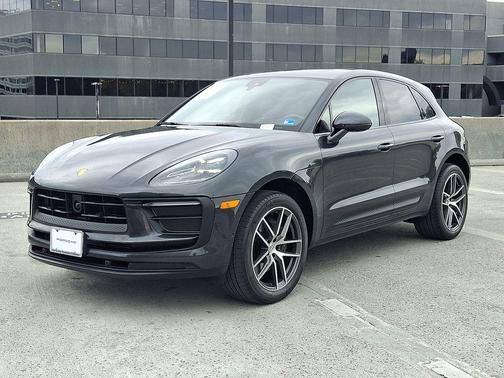 2023 Porsche Macan T