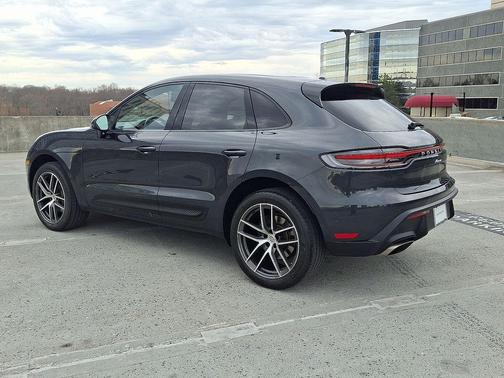 2023 Porsche Macan T