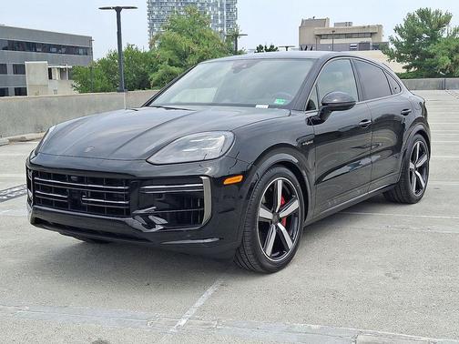 2025 Porsche Cayenne Turbo