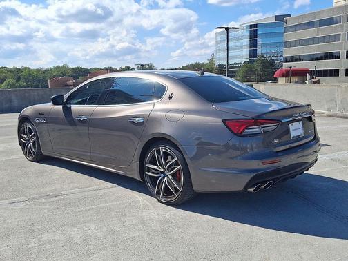2022 Maserati Quattroporte Modena Q4