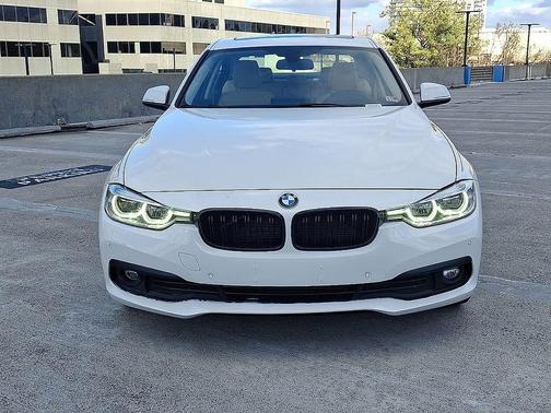 2018 BMW 320 i