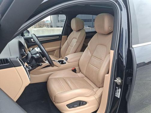 2023 Porsche Cayenne Cayenne
