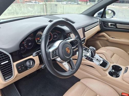 2023 Porsche Cayenne Cayenne