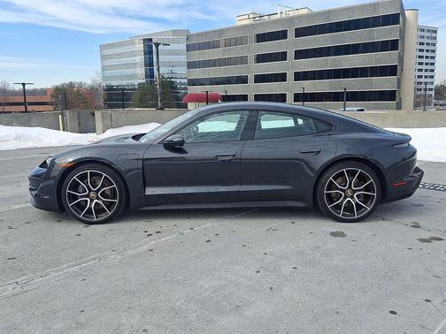2024 Porsche Taycan Base