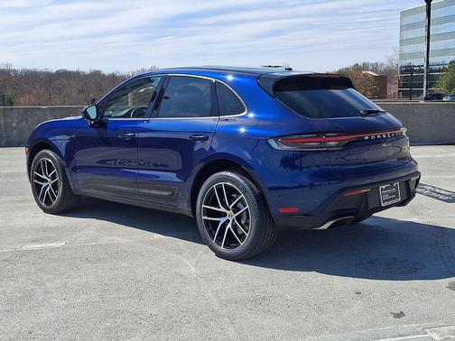 2023 Porsche Macan 