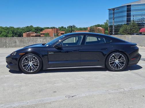 Jet Black Metallic 2026 Porsche Taycan 4