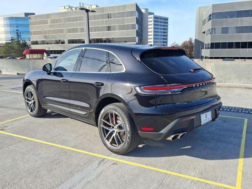 2025 Porsche Macan S