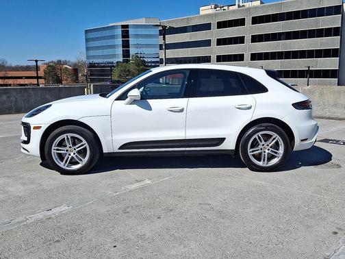 2023 Porsche Macan 