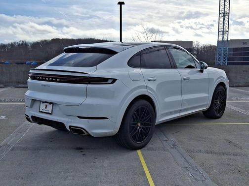 2024 Porsche Cayenne Cayenne