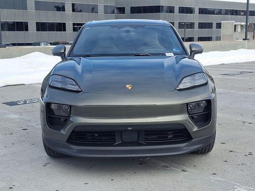 2026 Porsche Macan 4S