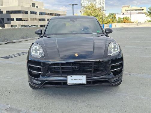 2015 Porsche Macan Turbo