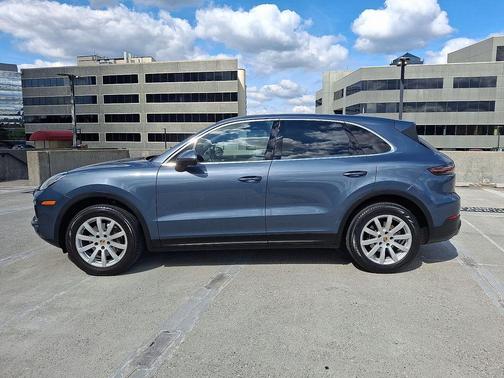 2019 Porsche Cayenne Cayenne
