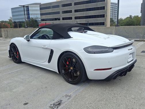 2020 Porsche 718 Spyder 