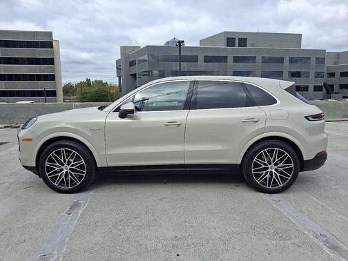 2026 Porsche Cayenne Cayenne