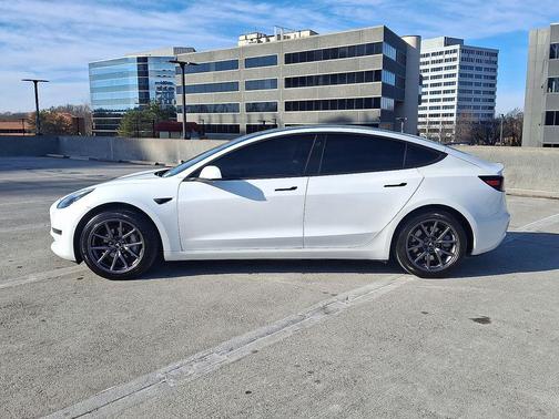 2020 Tesla Model 3 Standard Range
