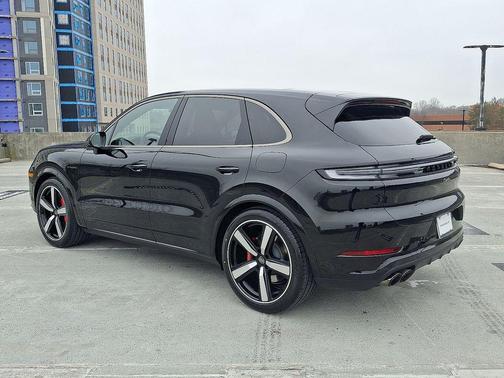 2026 Porsche Cayenne Cayenne Turbo E-Hybrid