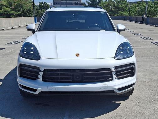 2023 Porsche Cayenne Platinum Edition