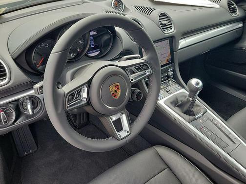 2024 Porsche 718 Cayman 