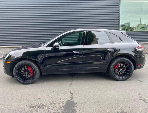 Black 2023 Porsche Macan Macan