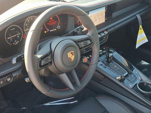 2026 Porsche 911 Carrera