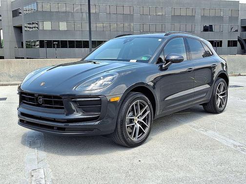 2025 Porsche Macan T