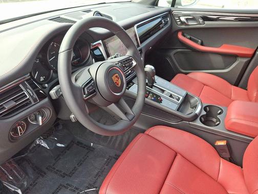 Chalk 2026 Porsche Macan Macan T