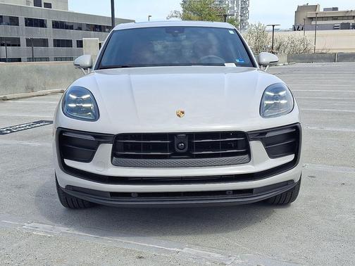 Chalk 2026 Porsche Macan Macan T