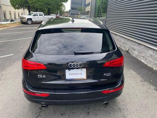Phantom Black Pearl 2013 Audi Q5 2.0T Premium Plus