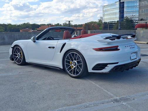 2017 Porsche 911 Turbo S