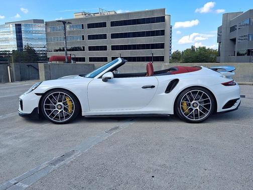 2017 Porsche 911 Turbo S