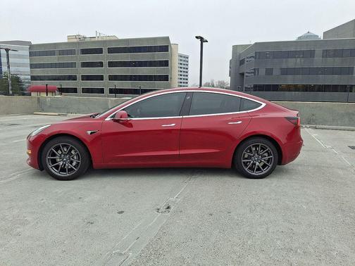 2019 Tesla Model 3 Standard Range