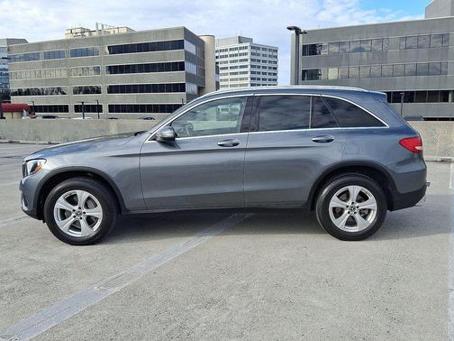 2018 Mercedes-Benz GLC 300 4MATIC