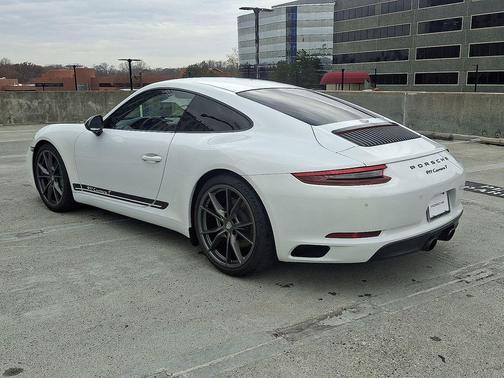 2019 Porsche 911 Carrera T