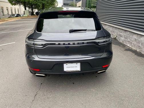 Grey 2019 Porsche Macan Macan
