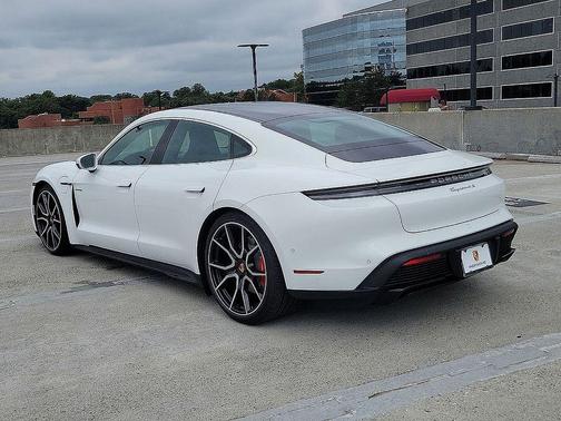 2025 Porsche Taycan 4S