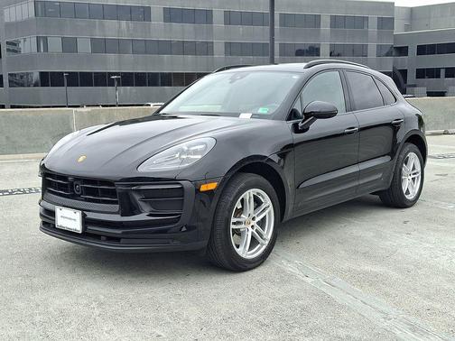 2023 Porsche Macan 