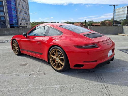 2019 Porsche 911 Carrera T