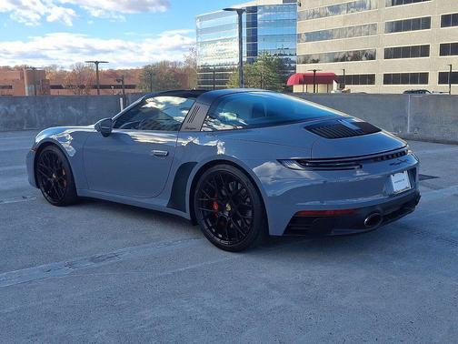 2024 Porsche 911 Targa 4 GTS