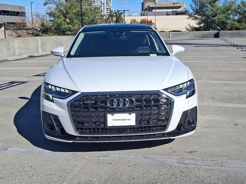 2023 Audi A8 L 55 TFSI quattro Tiptronic
