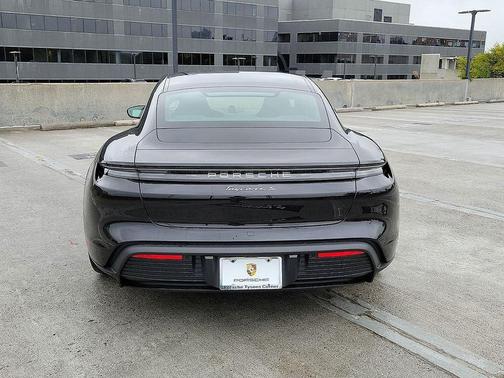 2025 Porsche Taycan 4S