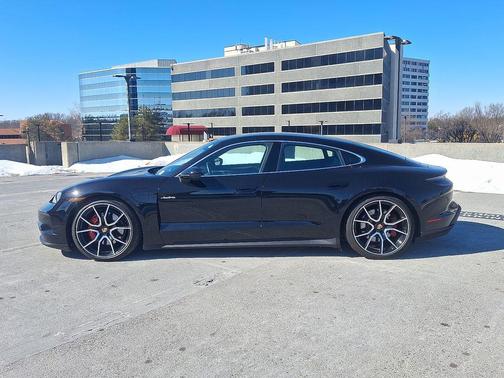2025 Porsche Taycan 4S