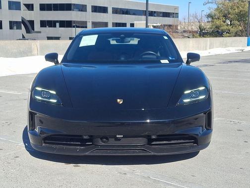 2025 Porsche Taycan 4S