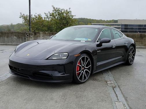 2025 Porsche Taycan 4S