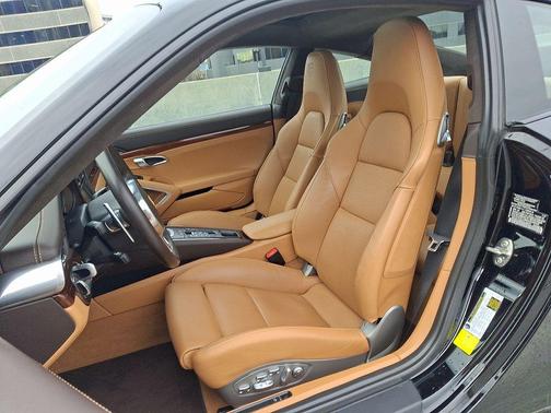 2016 Porsche 911 Turbo