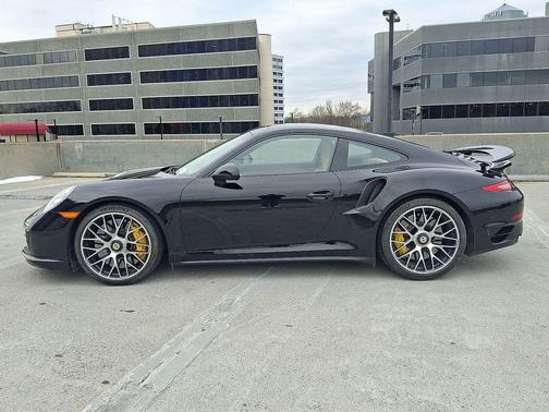 2016 Porsche 911 Turbo