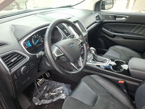 2016 Ford Edge Sport